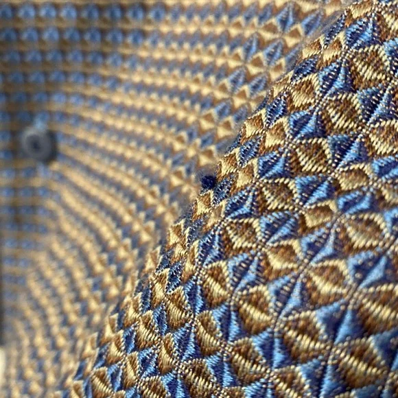 Men's Jhane Barnes Blue Starburst Patterned Silk+Cotton Button-Down Shirt - Picture 6 of 16